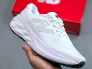 New Balance 880 EUR40-45