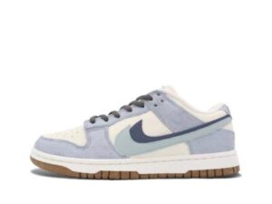 Nike Dunk Low SE blue and white color（36-45）