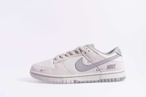 Nike SB Dunk Low