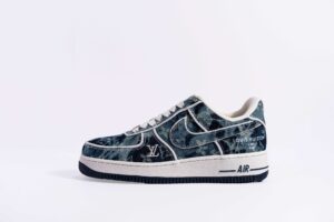Louis Vuitton & Air Force 1 07 8 Low Monogram